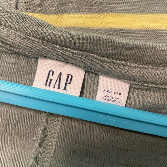 GAP t-shirt dress, knee length, semi fitted - Picture 2 of 2